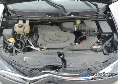 2019 Chrysler Pacifica Limited из США, поврежденный, VIN 2C4RC1GG1KR597630